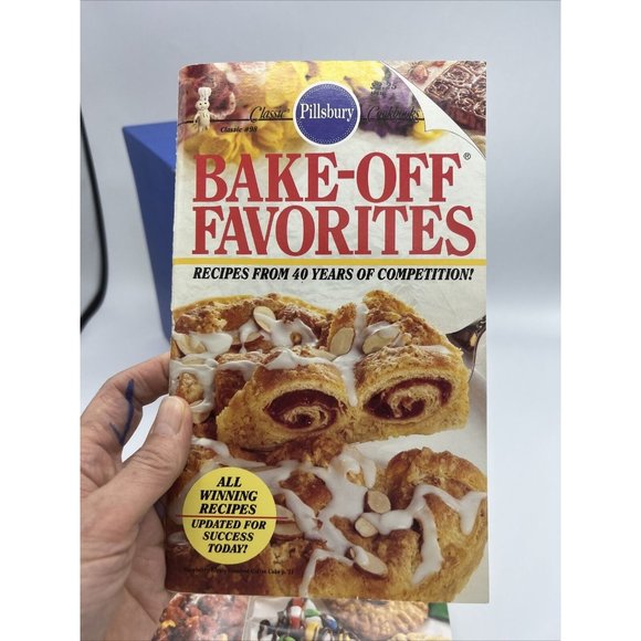 VTG 80's Pillsbury 9 Recipe Books & Box Set SlipCover Lot Cakes Cookies Bake Off - Picture 5 of 12